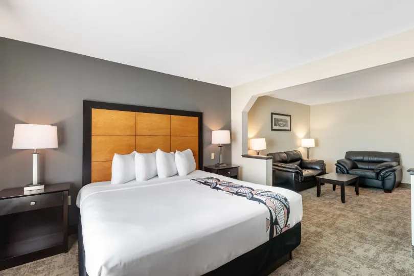 Best Western Inn  Suites - Midway Airport