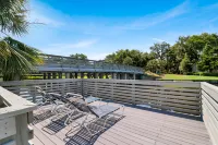 Golf Course Views and Resort Amenities - Spacious Golfers Paradise