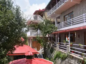 Kasar Himalaya Holiday Resort, Binsar Rd