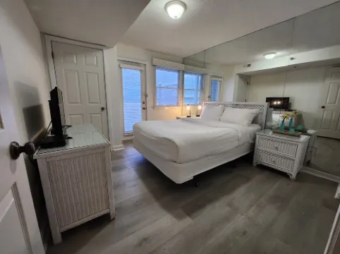 Gorgeous Beach Views and Private Patios - Charming Coastal Retreat