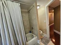 Charming Backyard Oasis with Fire Pit - Spacious and Inviting Retreat Hotels in Towson