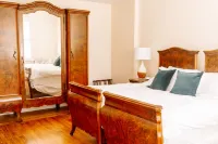 The Edenton Collection | Granville Queen Inn • Rm. 11 Hotels in Edenton