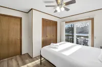 Secluded Haven - Private Dock, Boat Ramp, WiFi