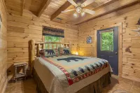 Charming Cabin with Hot Tub and Scenic Views - Cozy Family Retreat Big Cedar Lodge附近的飯店