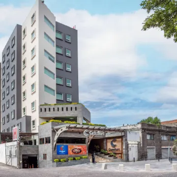 Comfort Inn Puebla Centro Histórico