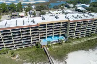 Coastal Views and Oversized Balcony - Cozy Beach Haven