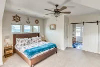 Luxury Amenities and Exciting Arcade Fun - Stunning Coastal Haven