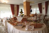 Hotel Adriatica - breakfast