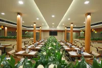 Sunstar Residency & Food Plaza Pala - Airport Shuttle