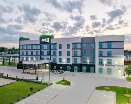 Home2 Suites by Hilton Paris Hotels in Paris