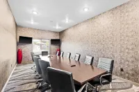 Cobblestone Hotel & Suites - Superior Duluth