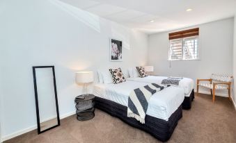 Spacious 2Br Near Westfield Newmarket