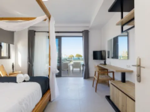 Eleven Boutique Suites Hotels in Stavromenos
