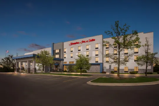 Hampton Inn & Suites Bolingbrook