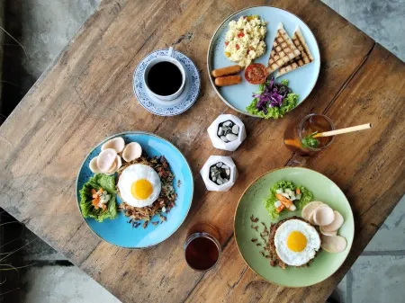 Gunza Bed and Breakfast Отели рядом с достопримечательностью «Роуз гарден»