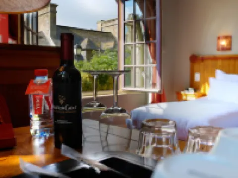 L'Auberge de la Mère Poulard Hotels in Le Mont-Saint-Michel