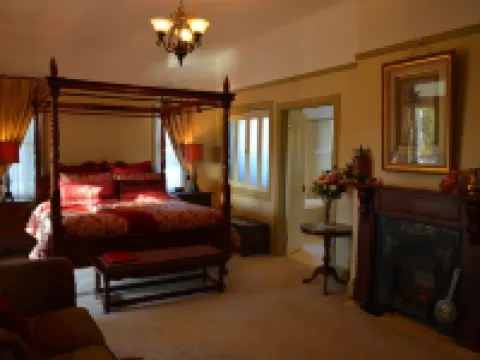 布裡布里河濱假日旅館 馬魯奇多酒店