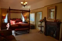 Bli Bli House Riverside Retreat Hotels in Woombye