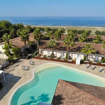 Paestum Inn Beach Resort