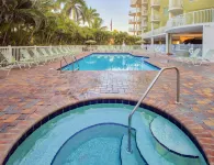 Crystal Palms Beach Resort - Beach