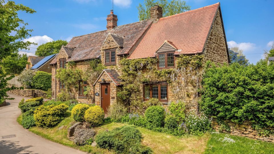Tom Callows Gorgeous Cottage Oxfordshire