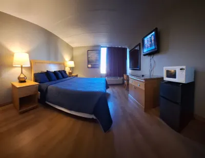 Madison Inn & Suites Hotels in Madison