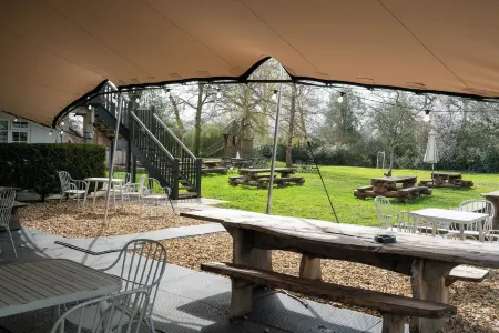 The Old House Inn Отели в г. Копторн