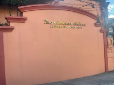 NYC Manhattan Suites バギオのホテル