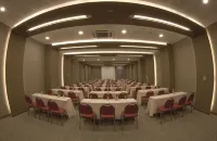 卡爾頓丹恩酒店及水療中心 - 4星級