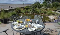 The Waterside Rooms - breakfast