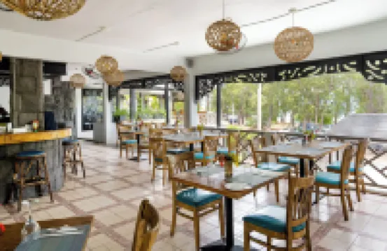 Le Grand Bleu Hotel トル・オー・ビッシュのホテル