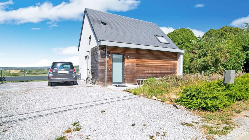 Holiday Home Viroinval for Seven Person