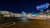 Travelodge by Wyndham Parker Hotels in 