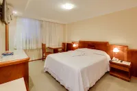 Hotel San Isidro Hotels near Nossa Senhora do Rosario do Bom Fim Museum