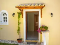 Natalia Apartment B with Panoramic Sea Views of Agios Gordios Bay