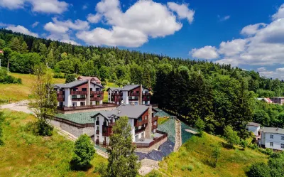 Apartamenty Sun & Snow Szklarska Perła Hotels near Szrenica