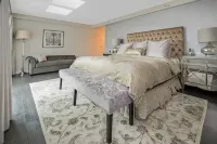 Rosellen Suites at Stanley Park - Condos