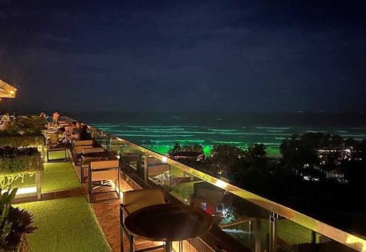 2. 오션 파라다이스..