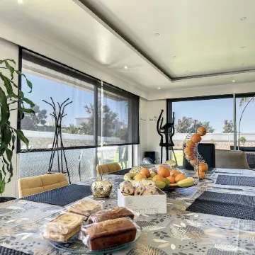Aparts & Suites summer cascade Alvor