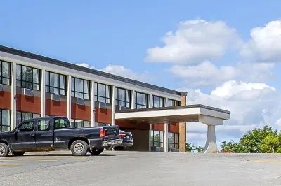 Quality Inn Hotels in Корнер-Брук