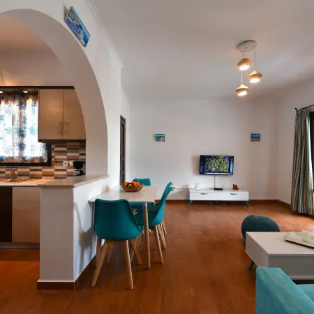 Villa Trifylia