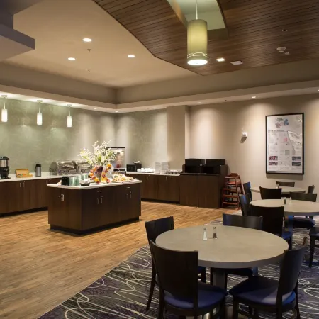 Bluemont Hotel