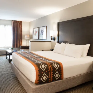 Oxford Suites Pendleton