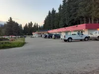 Motel Happy Salmon - Parkplatz
