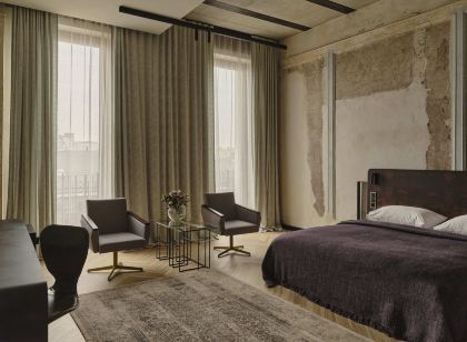 Grand Hotel