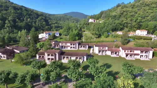 VVF Pyrénées Canigou Hôtels à : Prats-de-Mollo-la-Preste