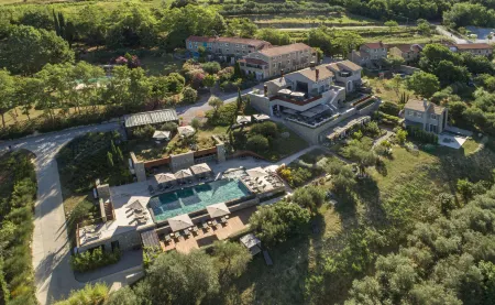 San Canzian Hotel & Residences - Small Luxury Hotels of the World Отели в г. Brkac