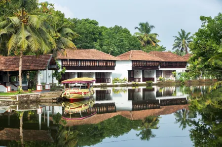 The Windsor Castle Отели в г. Коттаям