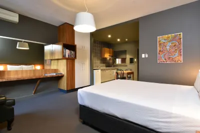 Riverview on Mount Street Hotels near Scitech