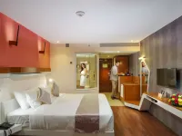 ذا بلومز كوتشين Hotels near Wonderla Amusement Park, Kochi